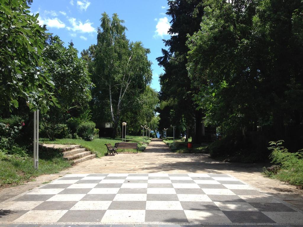 Оазис Парк Хотел Несебър Exterior photo