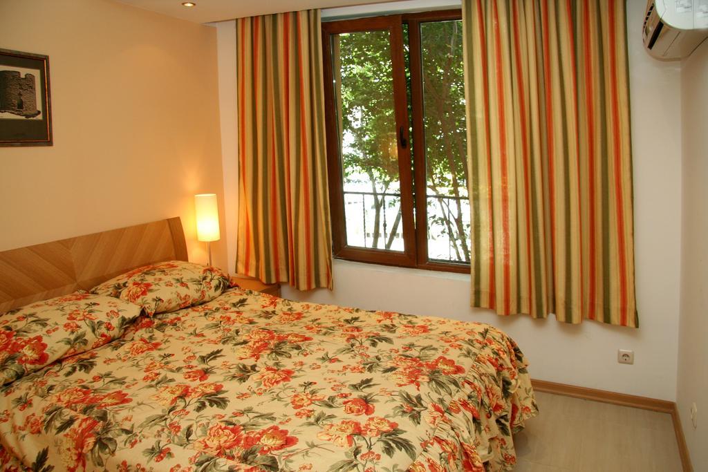 Оазис Парк Хотел Несебър Room photo